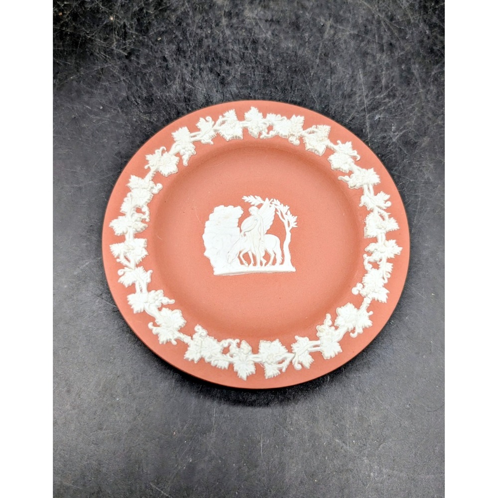 Wedgwood Terracotta Jasperware Pin Dish White Pegasus Grapevine Border England